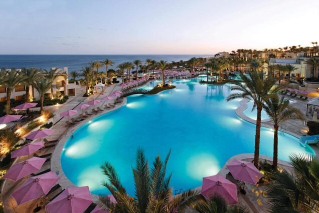 Grand Rotana Resort & Spa